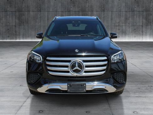 Used 2024 Mercedes-Benz GLS 450 4MATIC image 9