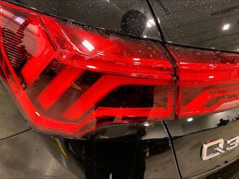 Certified 2023 Audi Q3 2.0T Premium w/ Convenience Package AWD/4WD image 29