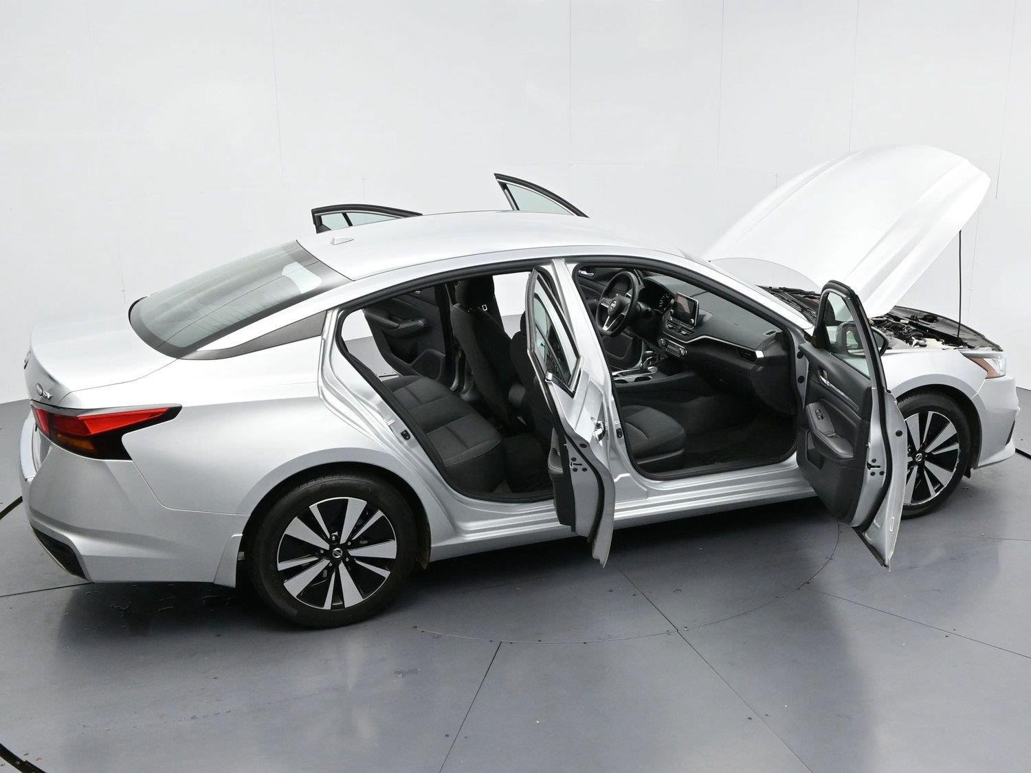 Used 2022 Nissan Altima 2.5 SV FWD image 34