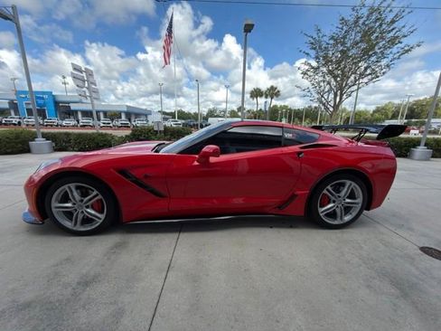 Used 2019 Chevrolet Corvette Stingray Coupe w/ 1LT RWD image 15