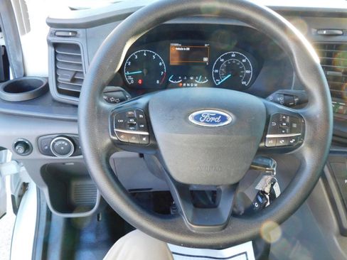 Used 2020 Ford Transit 250 Medium Roof AWD image 10