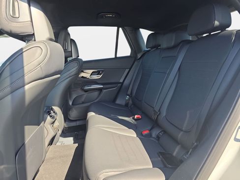 New 2026 Mercedes-Benz GLC 300 4MATIC image 14
