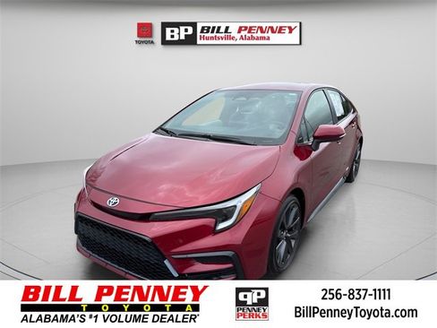 Used 2024 Toyota Corolla SE image 1