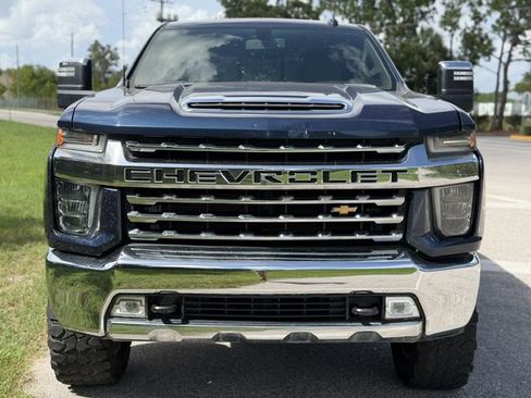 Used 2020 Chevrolet Silverado 2500 LTZ w/ LTZ Convenience Package AWD/4WD image 8