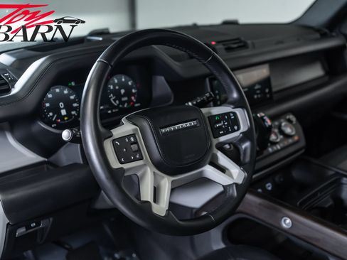 Used 2024 Land Rover Defender 110 X-Dynamic SE AWD/4WD image 24