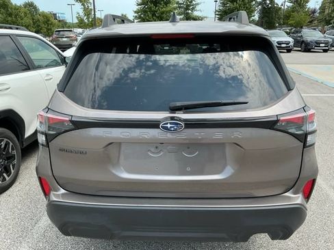 Certified 2025 Subaru Forester Premium AWD/4WD image 7