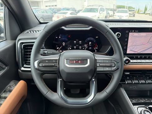 New 2026 GMC Canyon AT4 AWD/4WD image 10