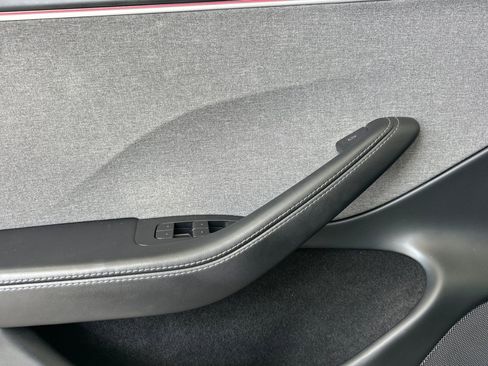 Used 2025 Tesla Model 3 Long Range RWD image 11