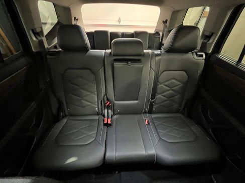 Certified 2025 Volkswagen Atlas SE w/ Panoramic Sunroof Package image 26