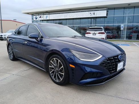 Used 2020 Hyundai Sonata Limited w/ Cargo Package image 2