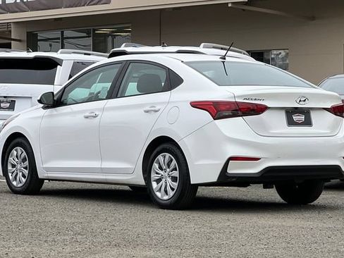 Used 2021 Hyundai Accent SE FWD image 8