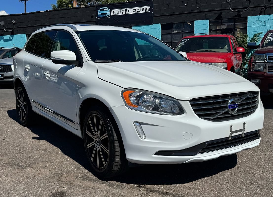 Used 2017 Volvo XC60 T6 Inscription w/ Protection Package AWD/4WD image 1