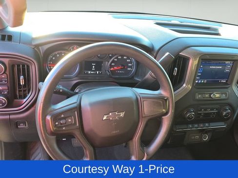 Used 2021 Chevrolet Silverado 1500 Custom Trail Boss w/ LPO, Dark Essentials Package AWD/4WD image 12