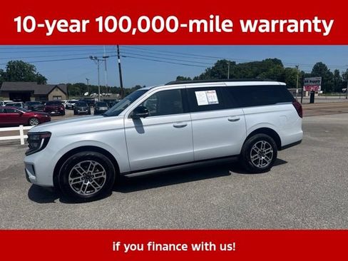 Used 2025 Ford Expedition Max Active AWD/4WD image 2