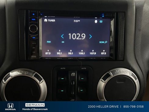 Used 2016 Jeep Wrangler Unlimited Sahara w/ Dual Top Group AWD/4WD image 22