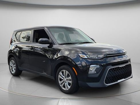 Used 2020 Kia Soul LX image 5