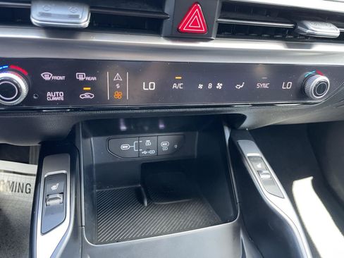 Used 2024 Kia Sorento X-Line EX AWD/4WD image 29