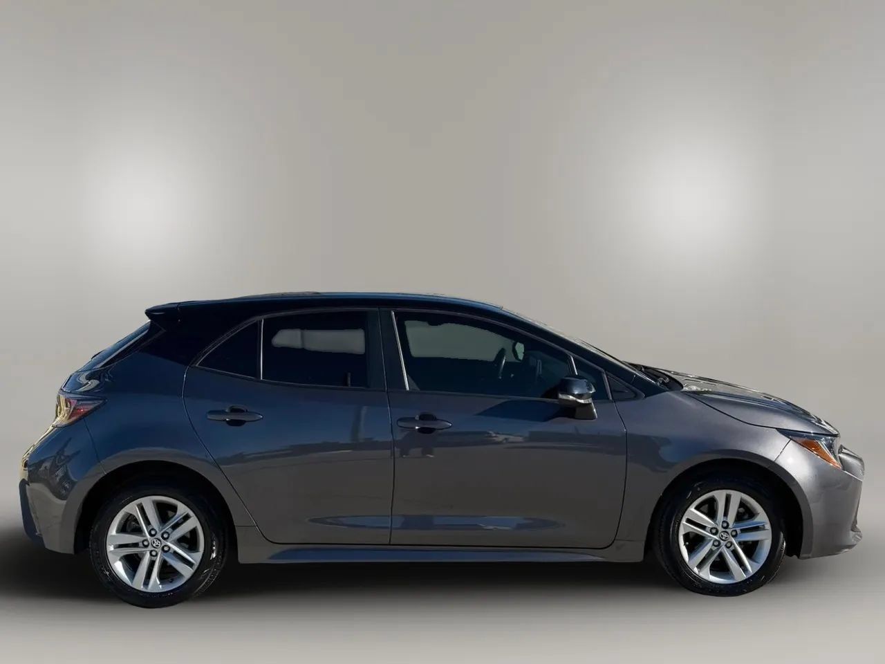 Used 2021 Toyota Corolla SE FWD image 9