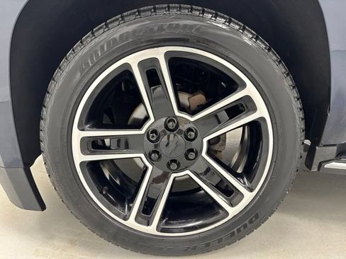 Used 2020 Chevrolet Tahoe Premier AWD/4WD image 44