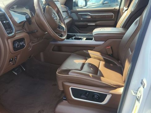 Used 2024 RAM 1500 Limited AWD/4WD image 16