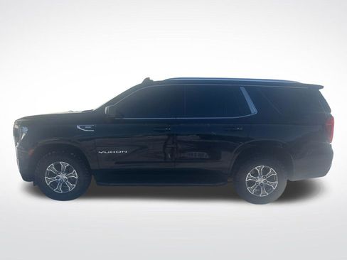 Used 2021 GMC Yukon SLE AWD/4WD image 2