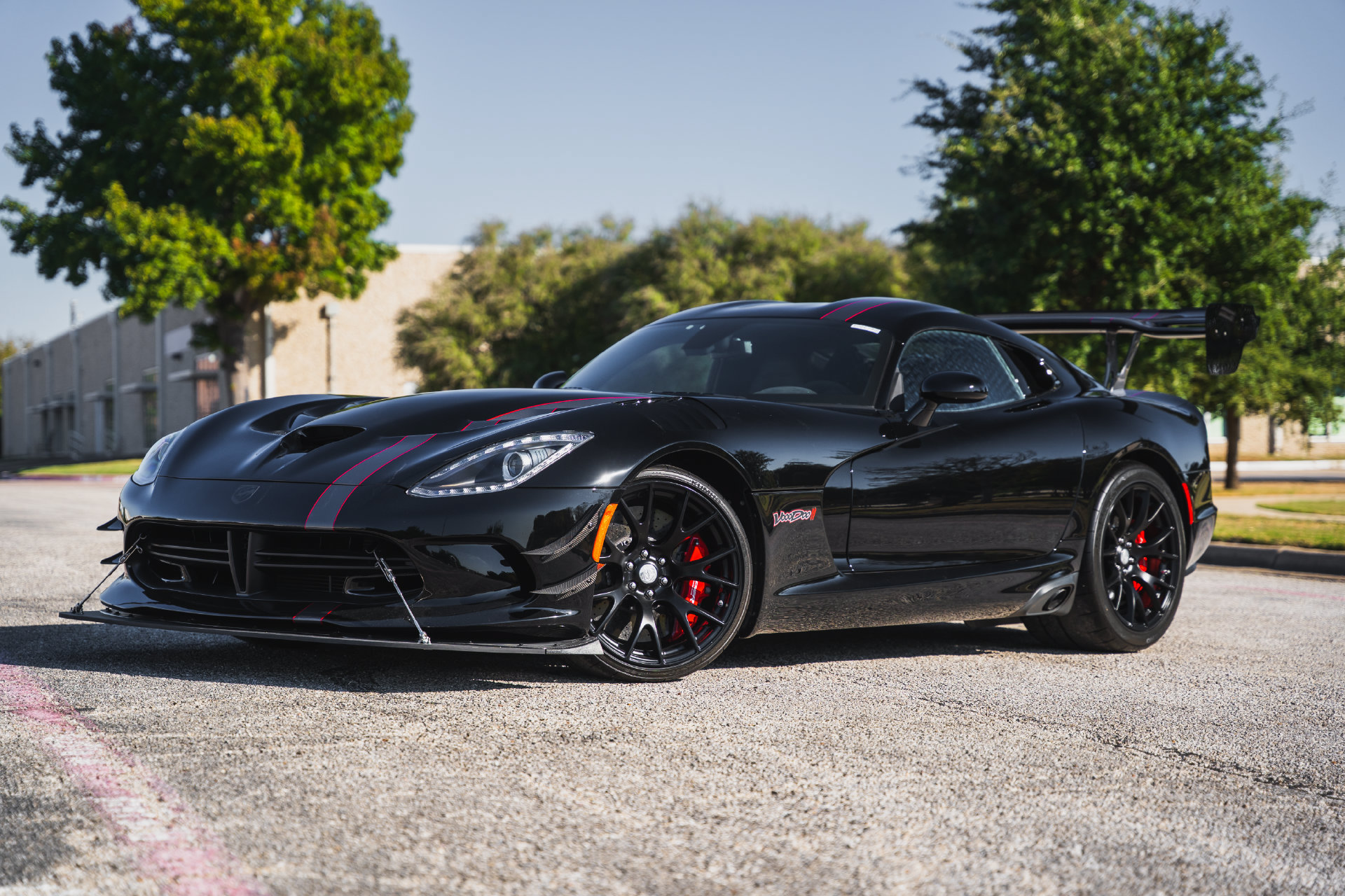 Used 2017 Dodge Viper GTC w/ ACR Package RWD image 2