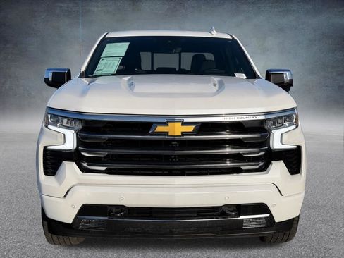 Certified 2023 Chevrolet Silverado 1500 High Country w/ High Country Premium Package AWD/4WD image 10