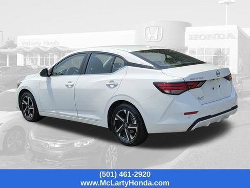 Used 2024 Nissan Sentra SV FWD image 3
