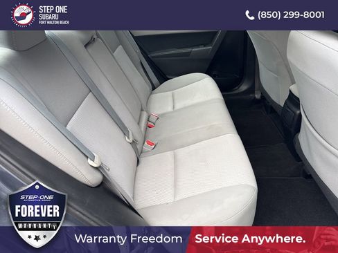 Used 2015 Toyota Corolla LE image 32
