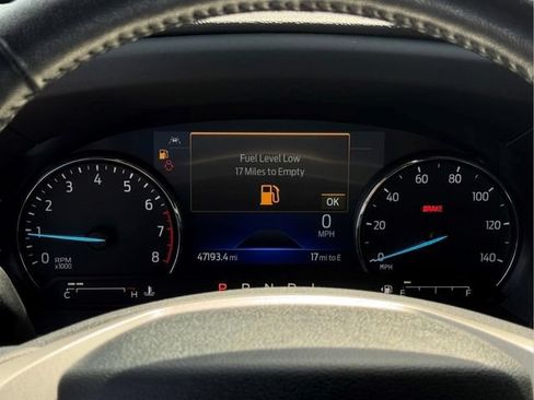 Used 2023 Ford Explorer XLT w/ Equipment Group 202A AWD/4WD image 30