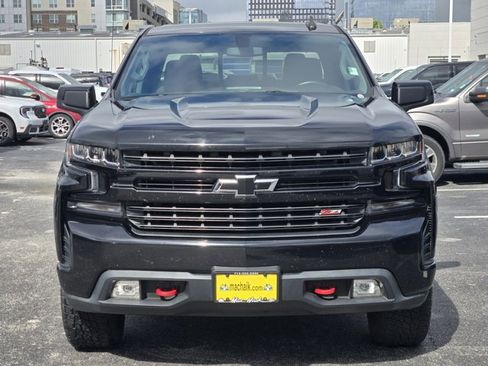 Used 2020 Chevrolet Silverado 1500 LT Trail Boss AWD/4WD image 2