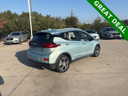 Used 2019 Chevrolet Bolt Premier w/ Infotainment Package image 5