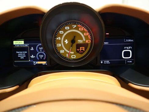 Used 2023 Ferrari Portofino M RWD image 38