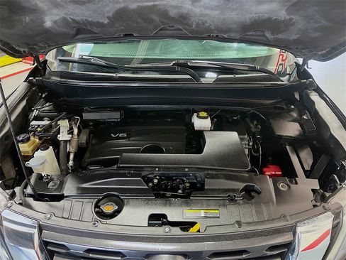 Used 2019 Nissan Pathfinder SL image 31