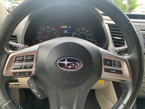 Used 2013 Subaru Outback 2.5i Limited AWD/4WD image 18