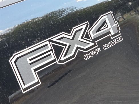 New 2026 Ford F250 Lariat w/ Black Appearance Package image 10