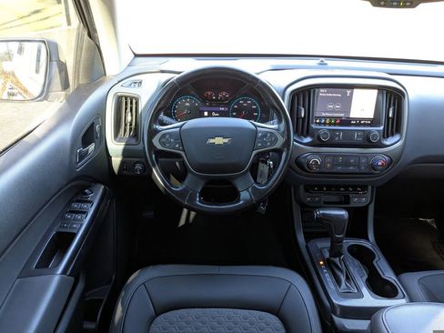 Used 2021 Chevrolet Colorado Z71 image 17