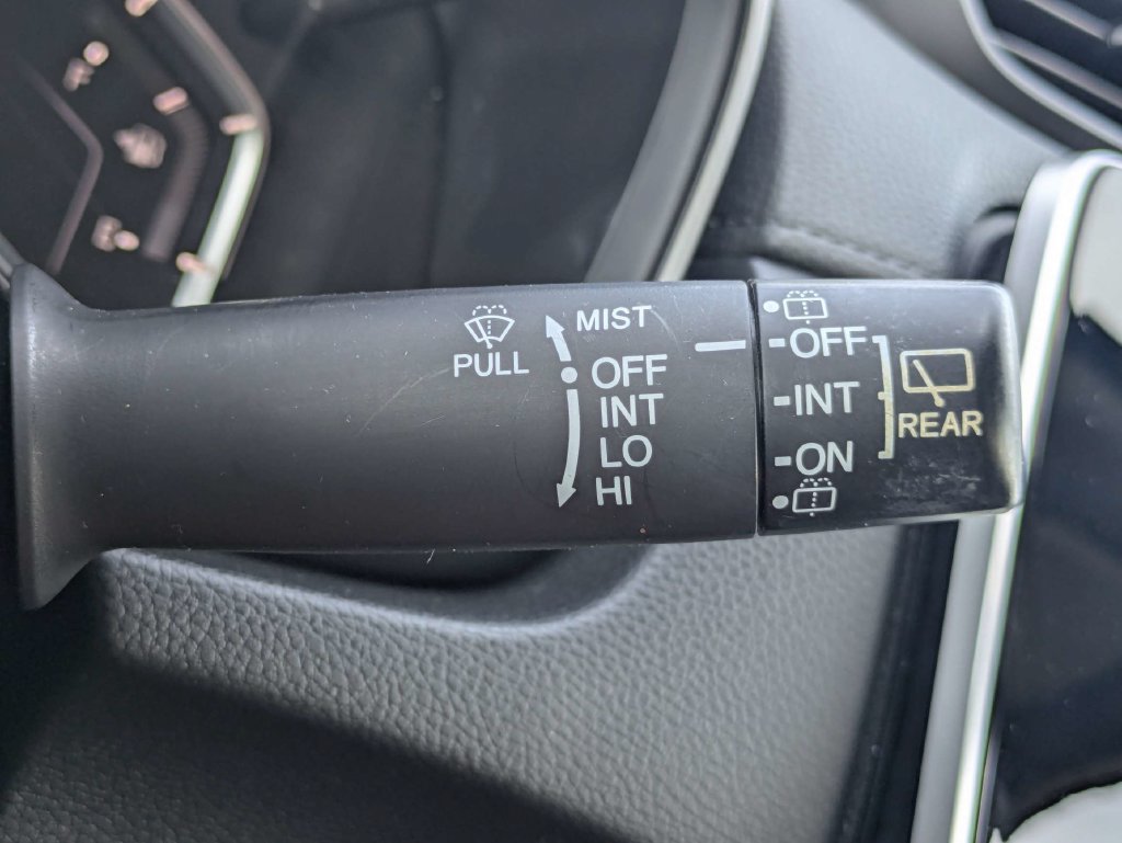 Used 2017 Honda CR-V LX image 28