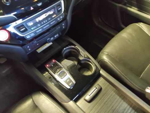 Used 2019 Honda Pilot Elite image 26
