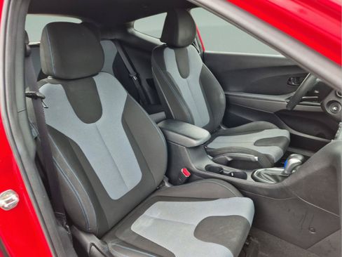 Used 2019 Hyundai Veloster 2.0 FWD image 19
