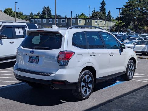 Used 2018 Subaru Forester 2.5i Limited AWD/4WD image 5
