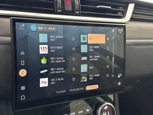 Used 2023 Jaguar F-PACE S image 25