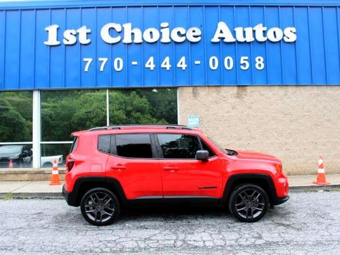 Used 2021 Jeep Renegade Latitude w/ Luxury Group II image 7