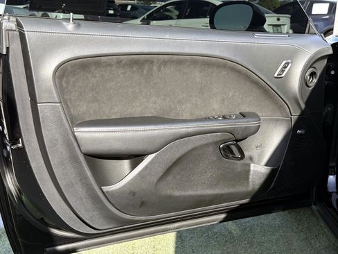 Used 2023 Dodge Challenger SRT Hellcat w/ Driver Convenience Group image 9