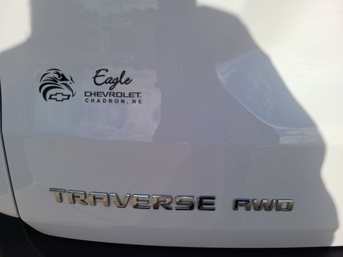 Used 2022 Chevrolet Traverse LS image 26