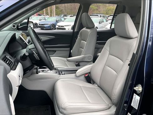 Used 2020 Honda Ridgeline RTL image 8