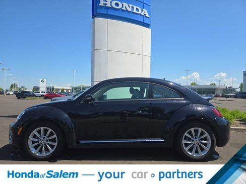 Used 2017 Volkswagen Beetle 1.8T SEL FWD image 3