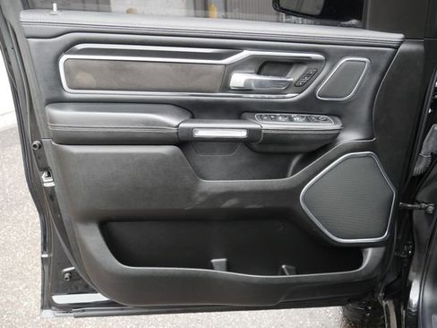 Used 2022 RAM 1500 Laramie AWD/4WD image 13