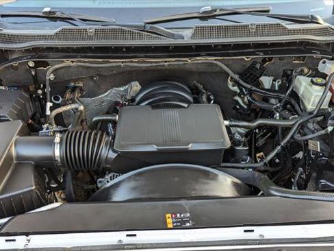 Used 2020 Chevrolet Silverado 2500 LT w/ Convenience Package image 31