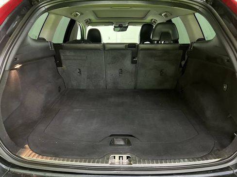 Used 2016 Volvo XC60 T6 Platinum AWD/4WD image 29